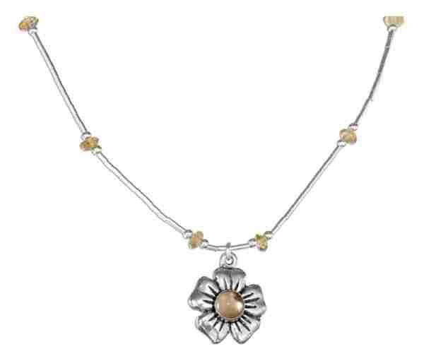 Citrine Chips Choker Necklace Flower Pendant Citrine Chips Choker Necklace Flower Pendant