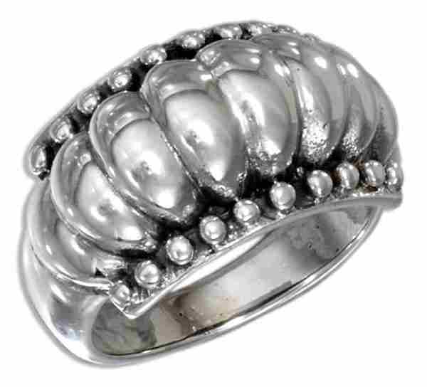Puffed Shrimp Roped Edges Ring Puffed Shrimp Roped Edges Ring
