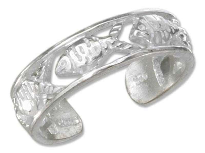 Cutout Detailed Fish Band Adjustable Toe Ring Cutout Detailed Fish Band Adjustable Toe Ring