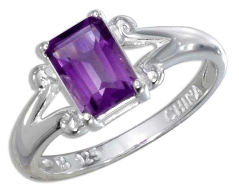 Emerald Cut Amethyst Solitaire Ring Emerald Cut Amethyst Solitaire Ring