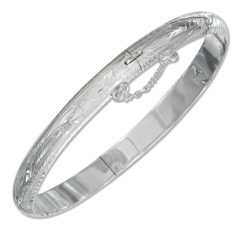 7.5" Wrist Etched Bangle Bracelet 7.5" Wrist Etched Bangle Bracelet