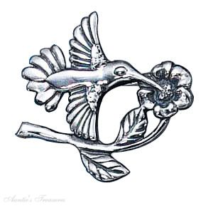 Flying Hummingbird Bird Animal Brooch Pin