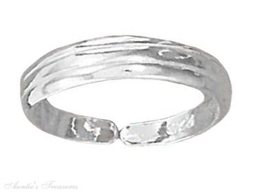 High Polished Lined Dome Adjustable Toe Ring