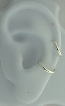 Nonpiercing Half Rounded Band Ear Cuff Or Ear Wrap Nonpiercing Half Rounded Band Ear Cuff Or Ear Wrap