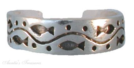 Wide Band Swimming Fish In The Ocean Waves Adjustable Toe Ring Wide Band Swimming Fish In The Ocean Waves Adjustable Toe Ring