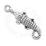3D Detailed Alligator With Curved Tail Charm