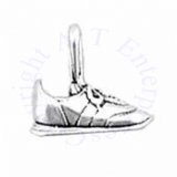 3D Tennis Shoe With Tied Laces And Side Detail Charm