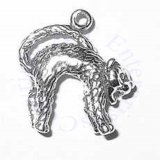 3D Hissing Scared Cat Charm