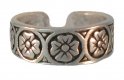 Wide Band Antiqued Circled Four Petal Flowers Adjustable Toe Ring