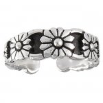 Wide Band Seven Daisy Flowers Adjustable Toe Ring