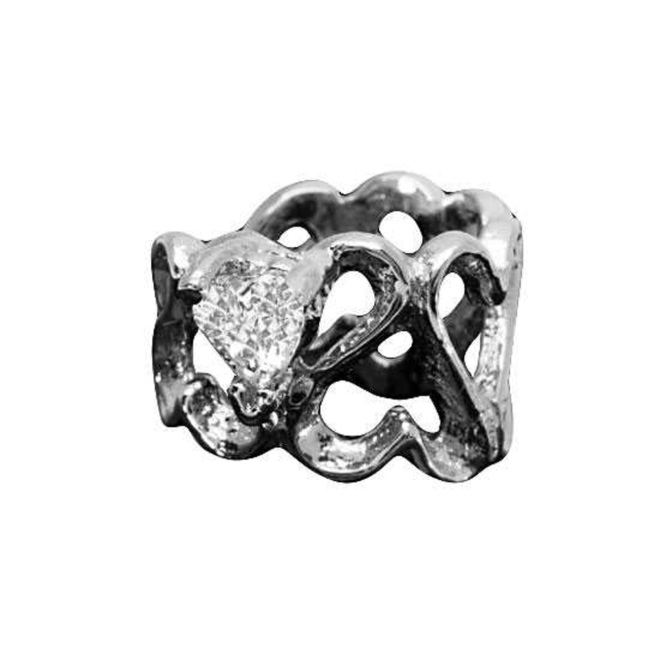 Pierceless Left Only Open Heart Band Ear Cuff With Cubic Zirconia Pierceless Left Only Open Heart Band Ear Cuff With Cubic Zirconia