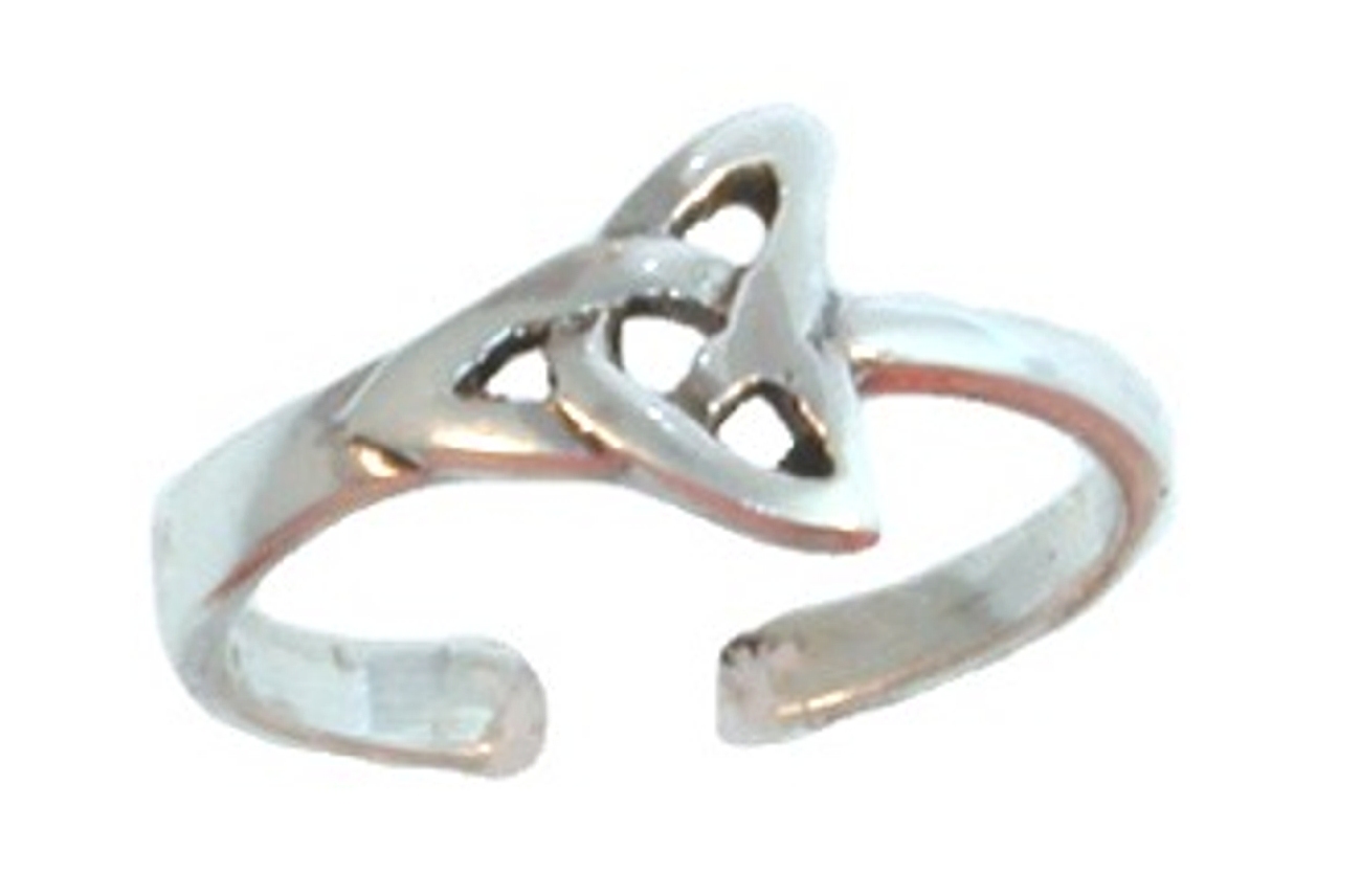 Celtic Trinity Knot Toe Ring Celtic Trinity Knot Toe Ring