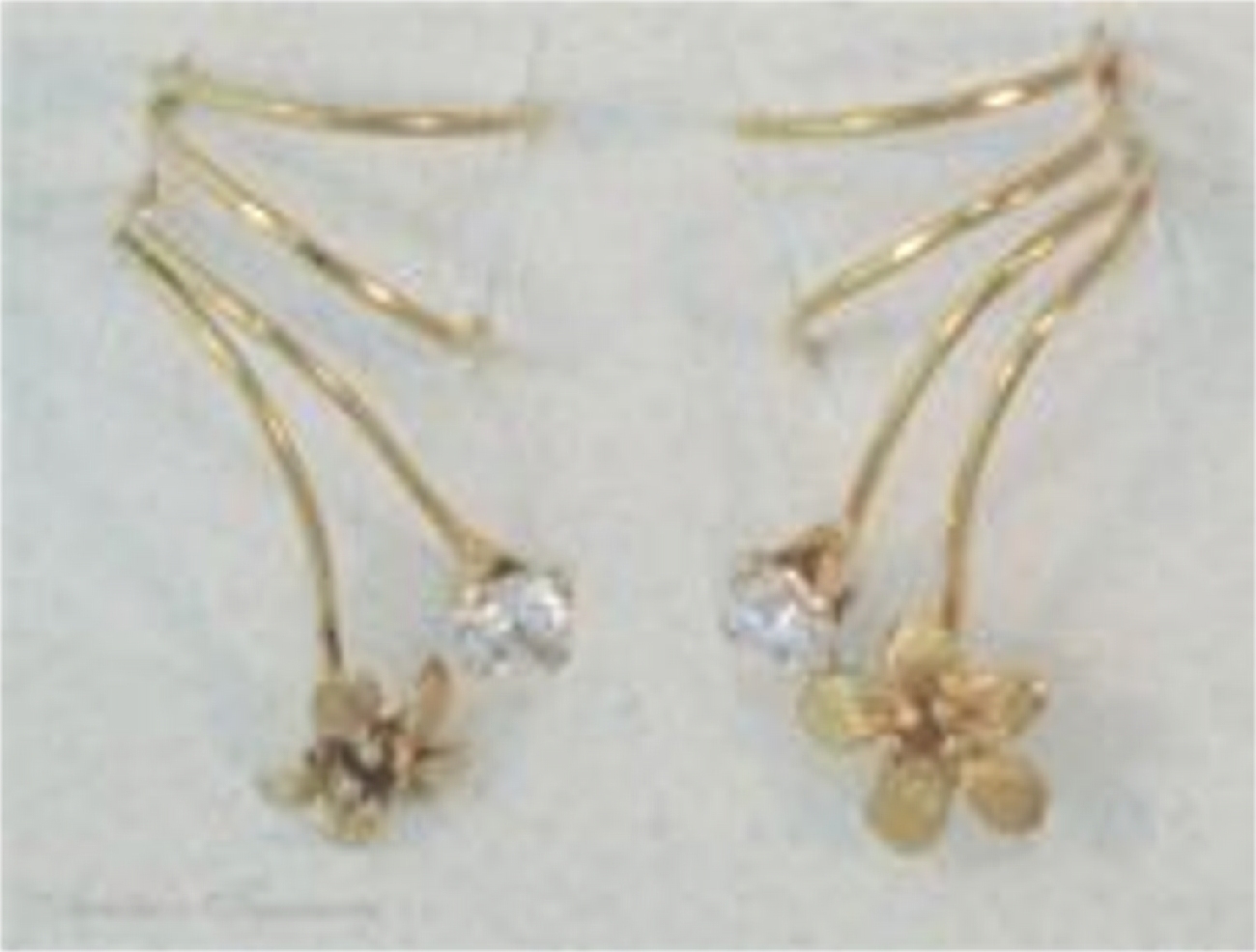 Sterling Silver Pierceless Left Only Ear Cuff Wrap Earring Sterling Silver Pierceless Left Only Ear Cuff Wrap Earring