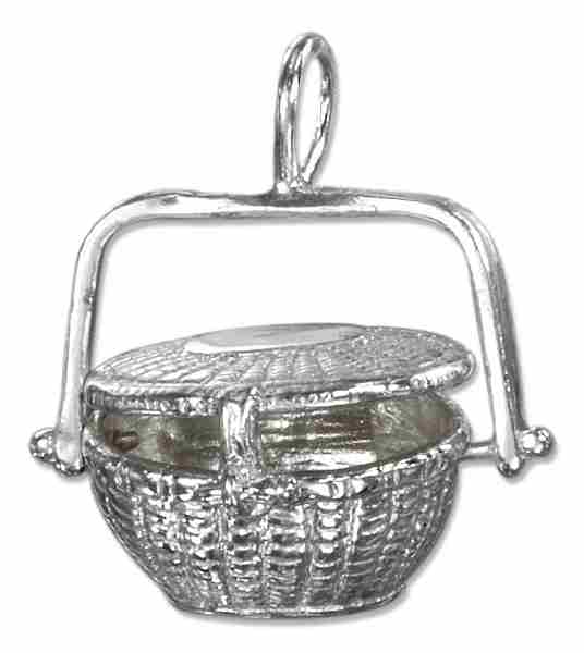 3D Nantucket Picnic Basket Openable Locket Pendant 3D Nantucket Picnic Basket Openable Locket Pendant