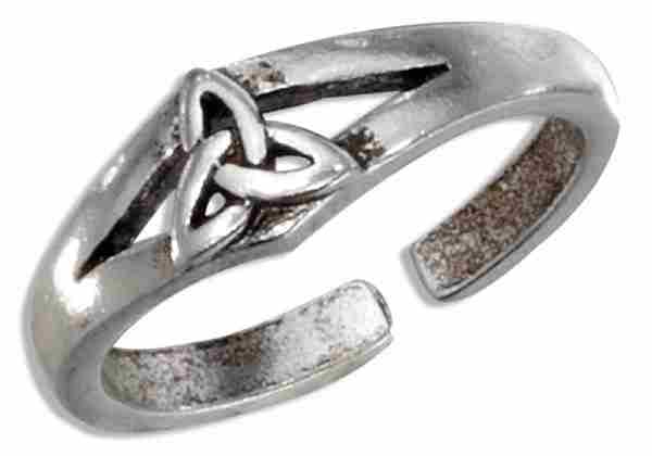 Celtic Trinity Knot Toe Ring Celtic Trinity Knot Toe Ring