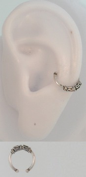 Double Bali Charm Style Wire Band Middle Ear Cuff Double Bali Charm Style Wire Band Middle Ear Cuff