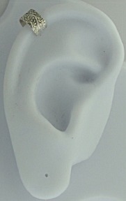 Left Or Right Nonpiercing Mini Plant Foliage Band Upper Ear Cuff Left Or Right Nonpiercing Mini Plant Foliage Band Upper Ear Cuff