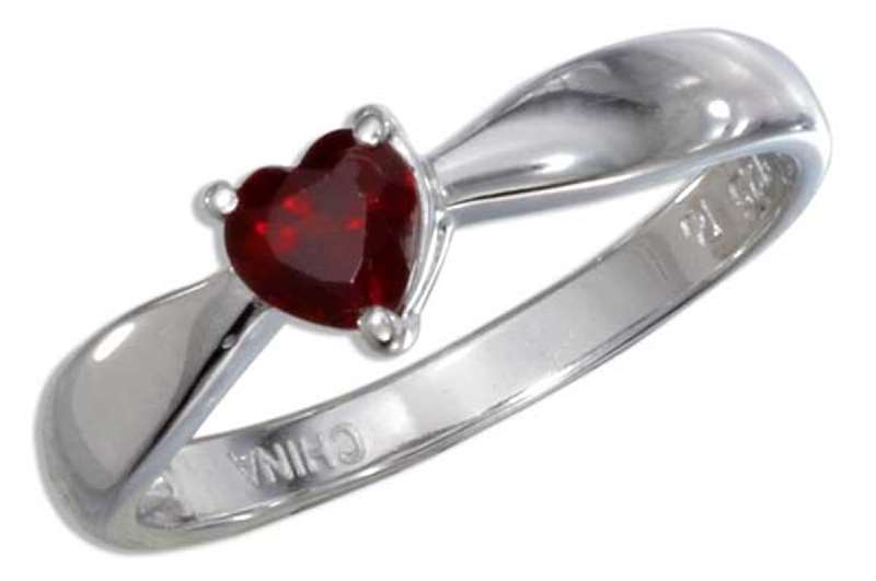 Solitaire Garnet Heart Ring Solitaire Garnet Heart Ring